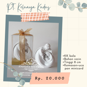 Keluarga Kudus Bola tanpa Ambalan