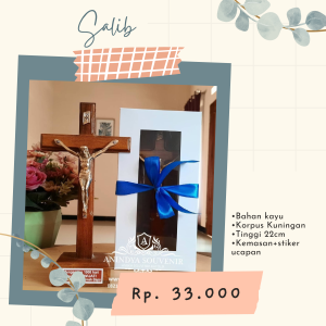 Salib Duduk Kayu 22 cm